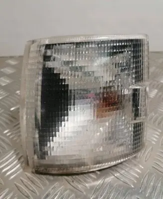 Volkswagen Transporter - Caravelle T4 Front indicator light 183322B