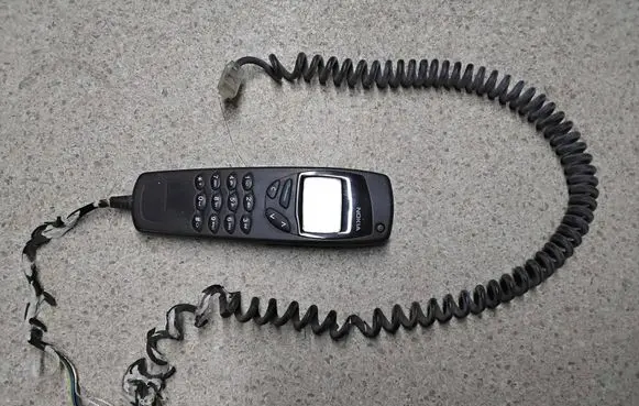 Mercedes-Benz E W210 Phone RTE2HJ NOKIA6090RTE2HJ