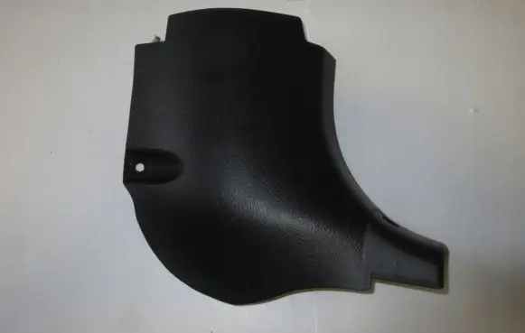 Toyota Avensis T250 Foot area side trim 