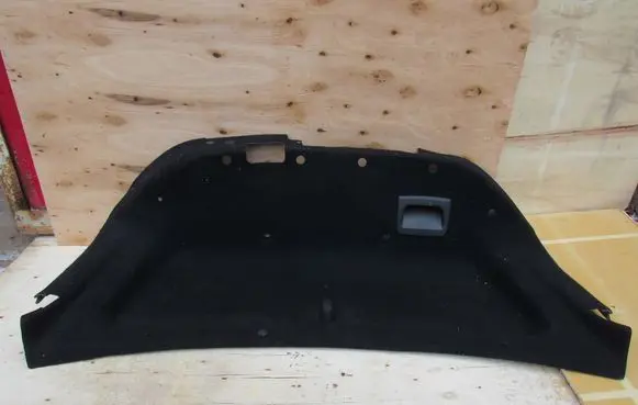 Mercedes-Benz CLS C219 Tailgate trim A2196900541 217606N01