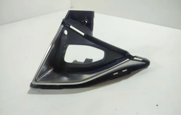 Nissan Qashqai J12 Front fog light trim/grill 622576UA0A 622576UT0A