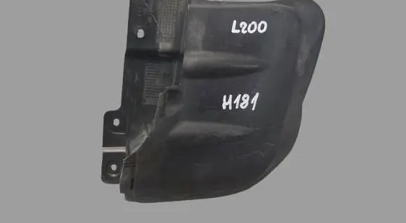 Mitsubishi L200 Rear mudguard MN117453