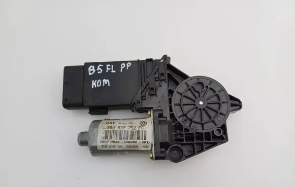 Volkswagen PASSAT B5.5 Front door window regulator motor 3B4837752FC