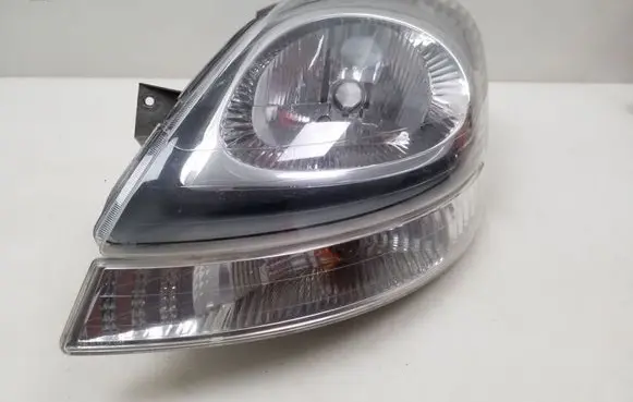 Opel Vivaro Headlight/headlamp 91165719