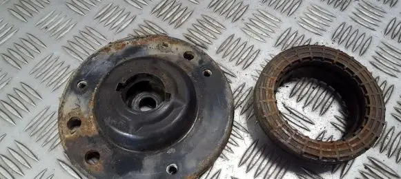 Opel Vectra C Coil spring mount 