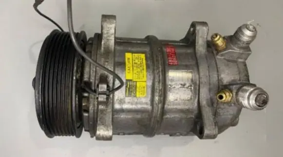 Mercedes-Benz E W124 Air conditioning (A/C) compressor (pump) 506011-1762
