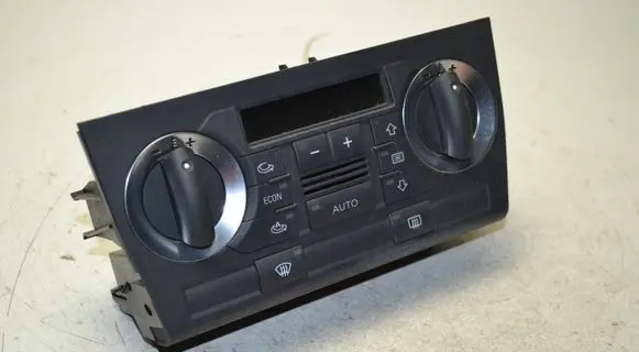 Audi A3 S3 A3 Sportback 8P Climate control unit 8P0820043AC A2C53212437