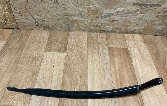 Alfa Romeo 147 Front wiper blade arm 