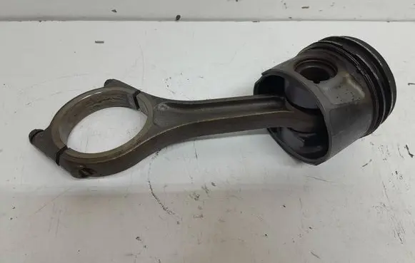 Peugeot 607 Piston with connecting rod H268X