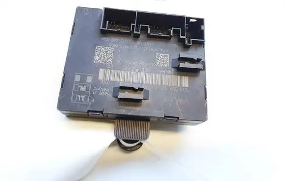 Audi A3 S3 8V Door control unit/module 5Q0959595 5Q0959595B