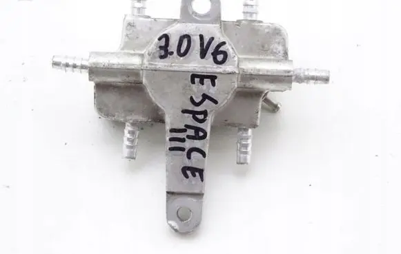 Renault Espace III Fuel distributor 0280161500