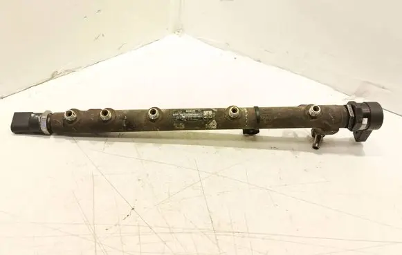 Mercedes-Benz Vito Viano W638 Fuel main line pipe 0445214038