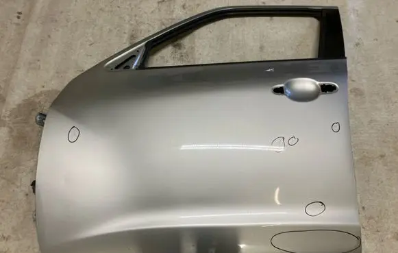 Nissan Juke I F15 Front door 