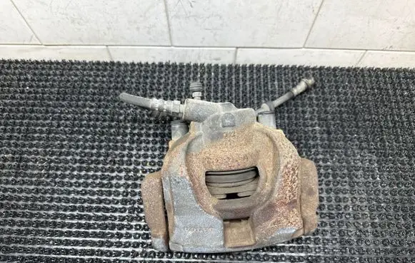 Volvo V60 Front brake caliper