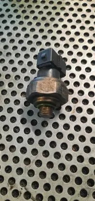 Mercedes-Benz Vito Viano W638 Air conditioning (A/C) pressure sensor 1408300072