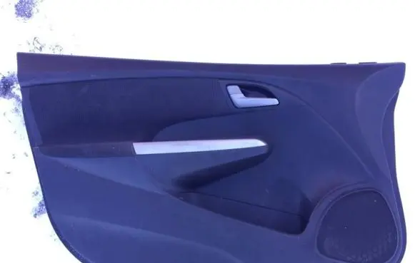 Honda Insight Front door card panel trim