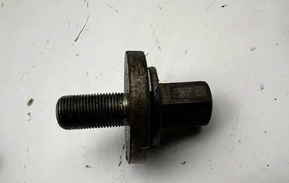 Toyota Land Cruiser (J120) Crankshaft pulley