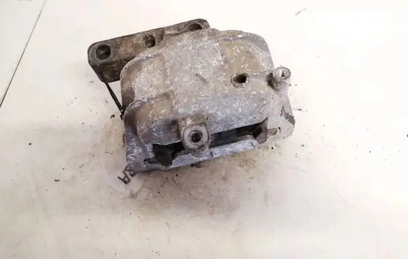 Audi A3 S3 8P Engine mount bracket 1k0199262