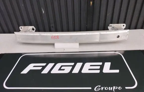 Opel Crossland X Rear bumper cross member 9810975980A