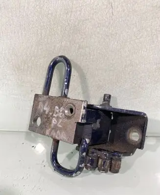 Audi A4 S4 B6 8E 8H Front door lower hinge 