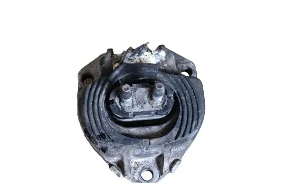 Jeep Grand Cherokee Engine mount bracket 24269
