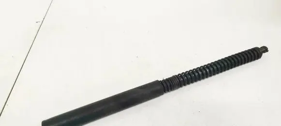 BMW 7 E65 E66 Tailgate/trunk strut/damper 8223811