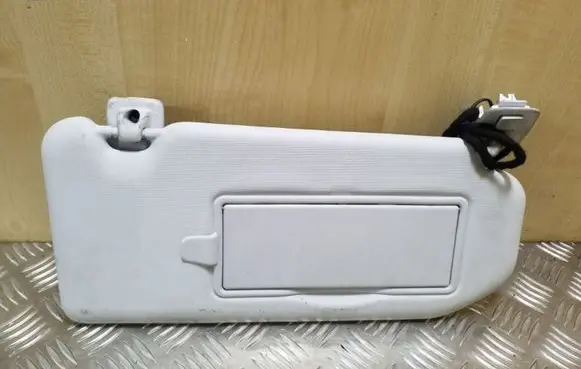 Peugeot 508 Sun visor