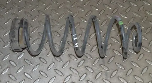 Audi A5 8T 8F Rear coil spring