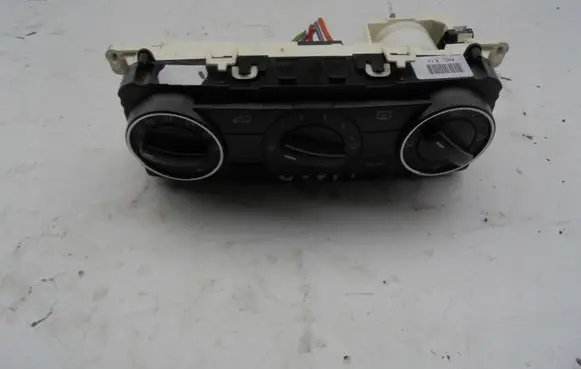 Mercedes-Benz A W168 Climate control unit