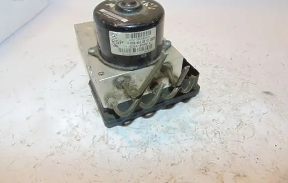 Mercedes-Benz C W203 ABS Pump A2034310312 2035452632