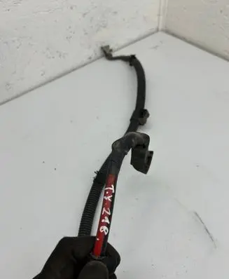 Toyota Yaris Positive cable (battery) 