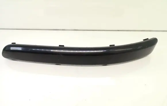 Volkswagen Polo IV 9N3 Front bumper splitter molding 6Q0807717A