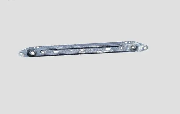 Peugeot 5008 Bottom radiator support slam panel