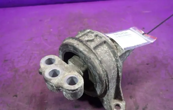 Opel Zafira B Engine mount vacuum valve 
