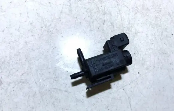 Volvo V70 Turbo solenoid valve 30611668 72224010