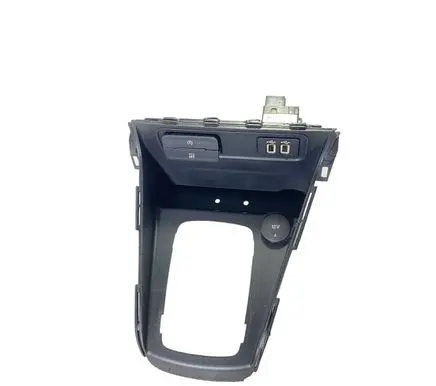 Ford Ecosport Other center console (tunnel) element GN15A044H80C GN1513D734FD HC3T14F014DB