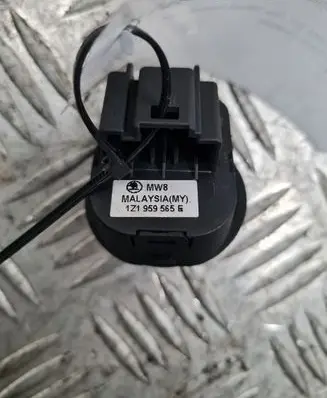 Skoda Octavia Mk2 (1Z) Wing mirror switch 1Z1959565E