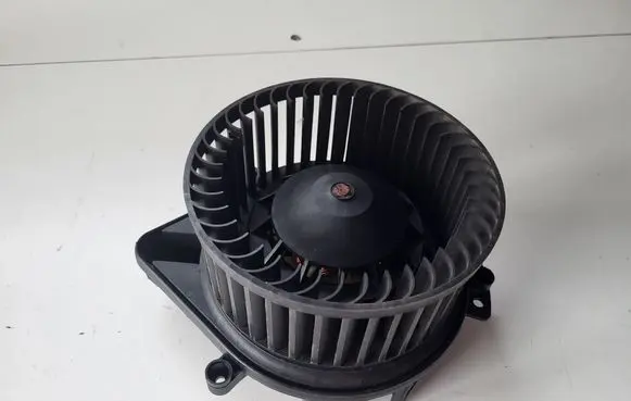 Seat Exeo (3R) Heater fan/blower 8E2820021E