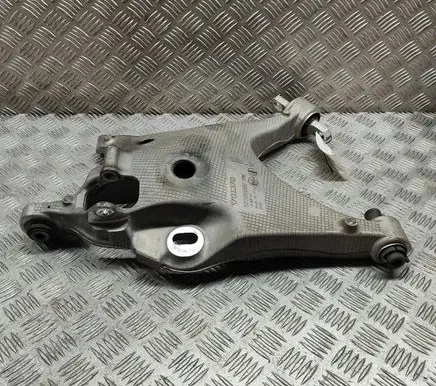 Volvo XC90 Rear upper control arm/wishbone 32395068