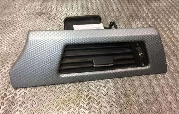 BMW 3 E92 E93 Dashboard air vent grill cover trim 9130468