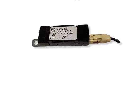 Volkswagen Touareg I Aerial antenna amplifier 7L6035552
