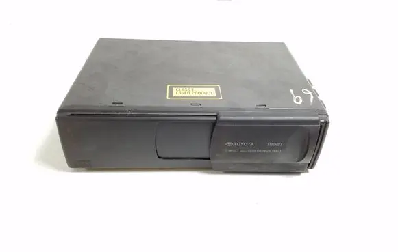 Toyota Yaris CD/DVD changer 08601-00911