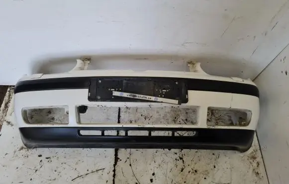 Volkswagen Golf IV Front bumper