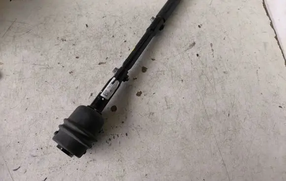 Chevrolet Camaro Steering wheel axle 84181960 829948368 21101000