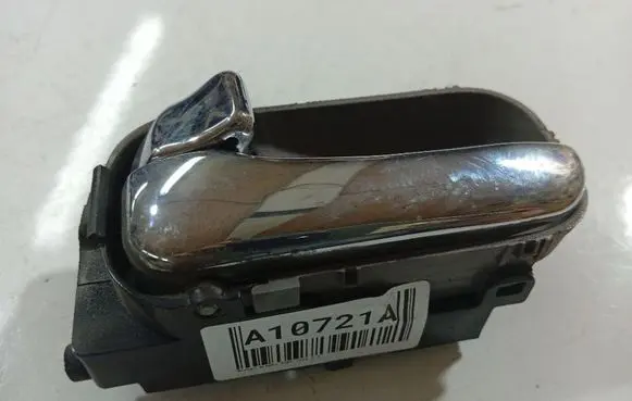 Nissan Almera Tino Rear door interior handle 