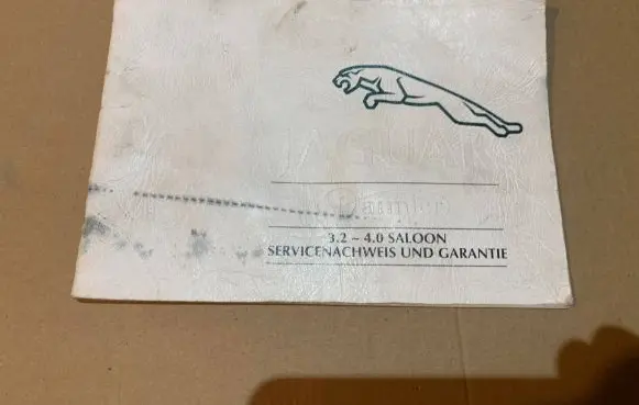 Jaguar XJ X40 Owners service history hand book N00TS0271