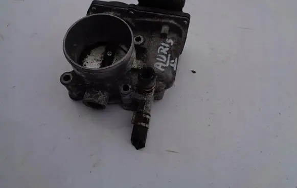 Toyota Auris E180 Throttle valve 220300T110