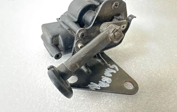 Volkswagen Sharan Vent window/glass motor 7M0847100D 7M0847100Q 95VWA29740AH