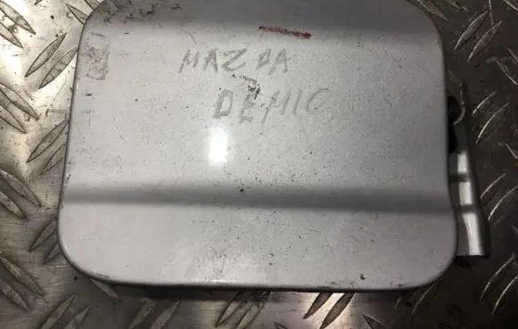 Mazda Demio Fuel tank cap
