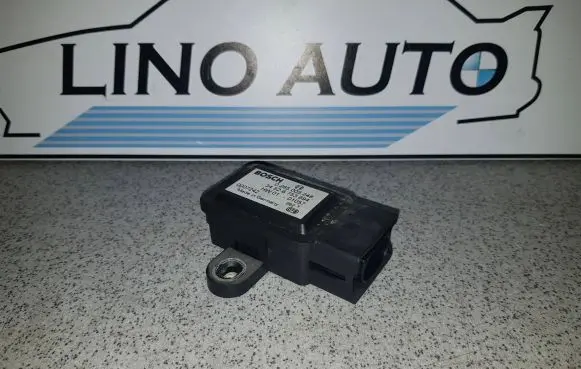 BMW 5 E39 ESP acceleration yaw rate sensor 34526753694 0007242 0265005248
